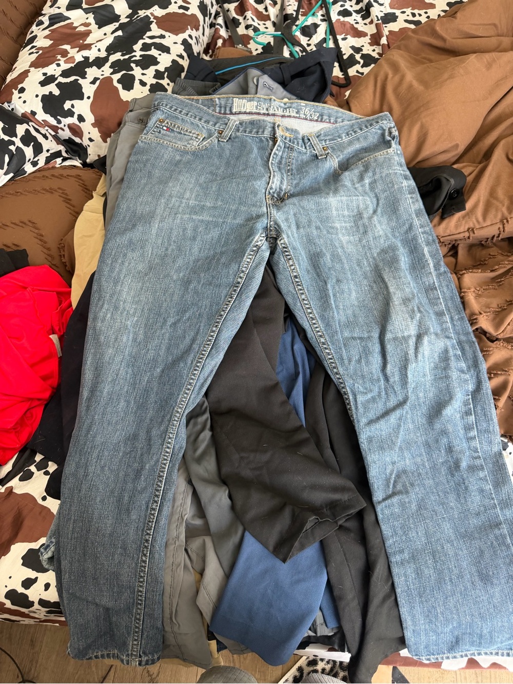 Men's Blue Denim Jeans - Classic Straight Fit
